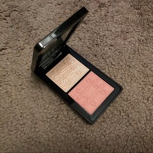 Mac LE nutcracker highlight blush duo